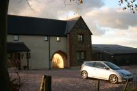 Newbarn Farm Cottages & Angling Centre image 4